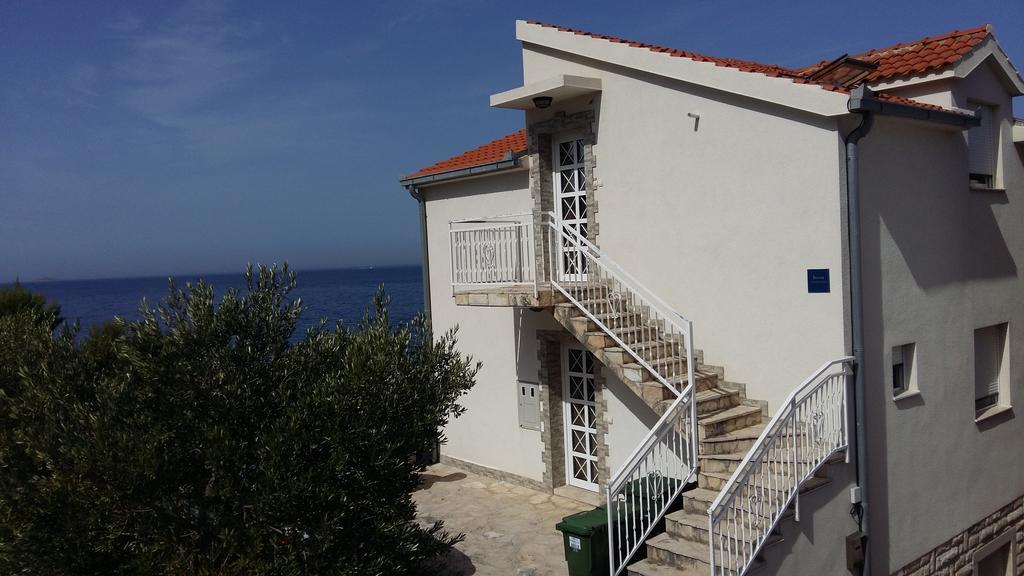 Apartments Nevjestic Primosten Exterior photo